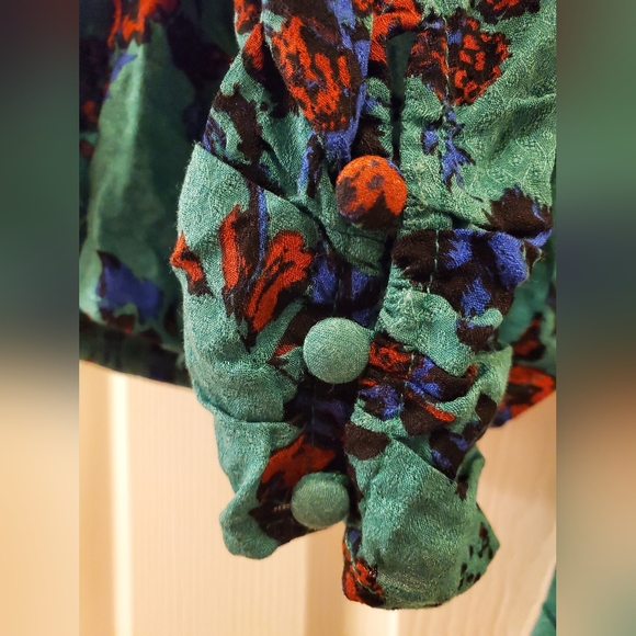 Free People Hilary Print Keyhole Neck Top - Picture 7 of 10